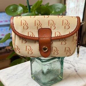 Vintage Dooney & Bourke Clutch/Wristlet